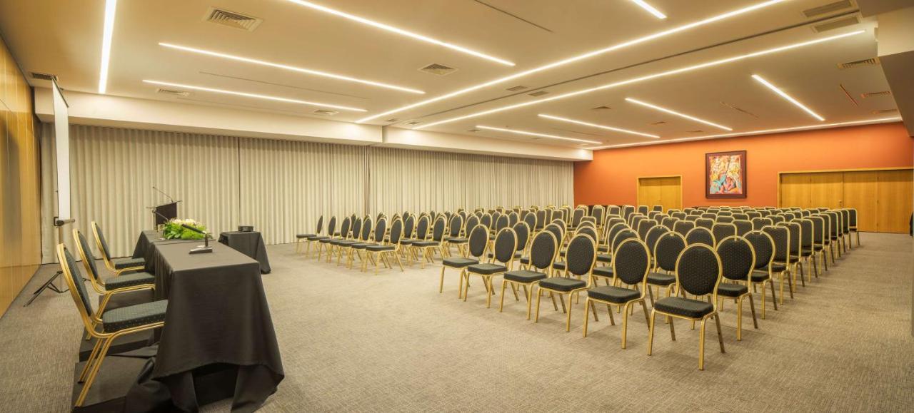 Nh Coimbra Dona Ines Hotell Eksteriør bilde