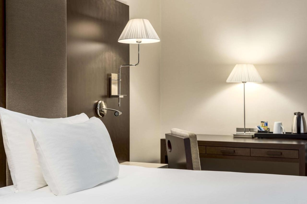 Nh Coimbra Dona Ines Hotell Eksteriør bilde